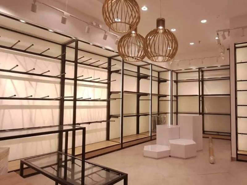 Soluciones en mobiliario exhibidor comercial